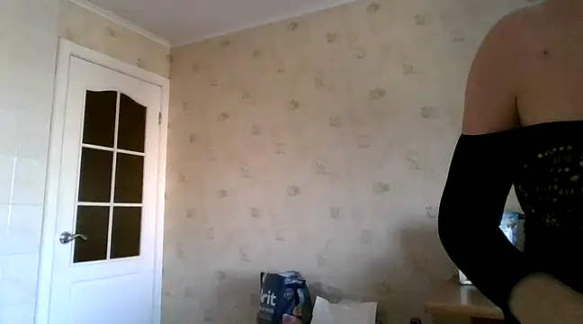 Snapshot of AngelinaLove28 chatting on 02/25/25, 10:47 AngelinaLove28 online show from 02/25/25, 10:47