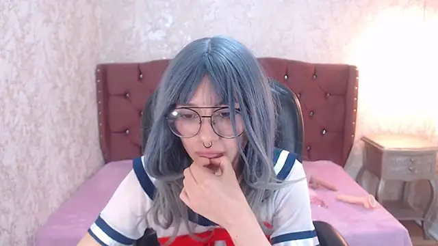 Snapshot of charlottemoonxz chatting on 03/05/25, 11:27 charlottemoonxz online show from 03/05/25, 11:27