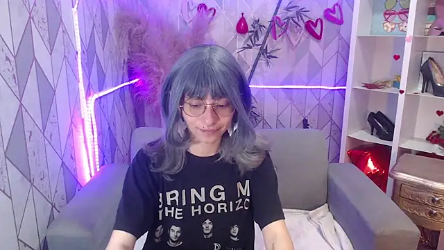 Snapshot of charlottemoonxz chatting on 09/27/25, 06:57 charlottemoonxz online show from 09/27/25, 06:57