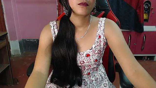 Snapshot of Angel_Alison_ chatting on 02/27/25, 05:47 Angel Alison  online show from 02/27/25, 05:47