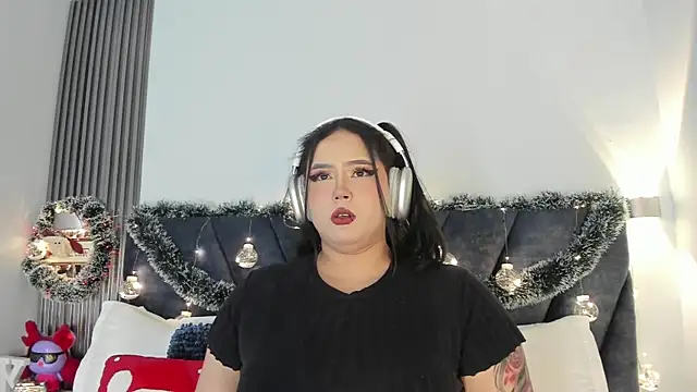 Karmilla Rosse online show from 12/19/25, 10:33