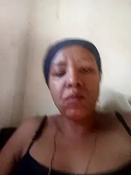 Snapshot of Surreyaa chatting on 12/08/24, 02:19 Surreyaa online show from 12/08/24, 02:19