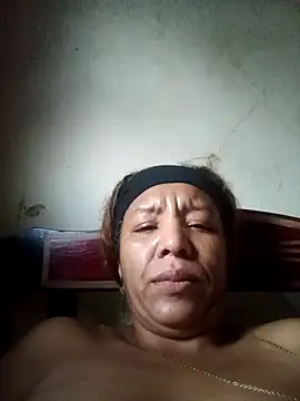 Snapshot of Surreyaa chatting on 12/10/24, 11:43 Surreyaa online show from 12/10/24, 11:43