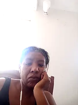 Snapshot of Surreyaa chatting on 09/27/25, 05:29 Surreyaa online show from 09/27/25, 05:29