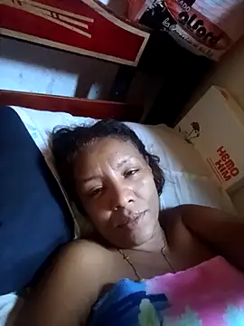 Snapshot of Surreyaa chatting on 11/01/25, 01:46 Surreyaa online show from 11/01/25, 01:46