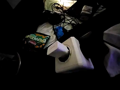 Snapshot of 0815lukas2024 chatting on 12/06/24, 01:18 0815lukas2024 online show from 12/06/24, 01:18