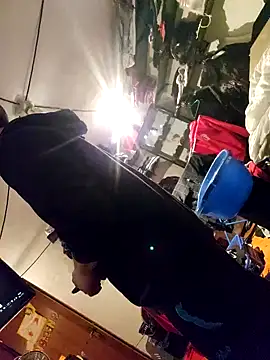 Snapshot of 0815lukas2024 chatting on 12/07/24, 08:33 0815lukas2024 online show from 12/07/24, 08:33