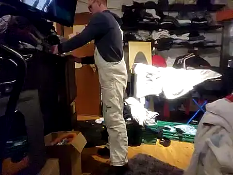 Snapshot of 0815lukas2024 chatting on 12/16/24, 12:04 0815lukas2024 online show from 12/16/24, 12:04