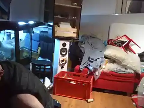 Snapshot of 0815lukas2024 chatting on 12/21/24, 03:58 0815lukas2024 online show from 12/21/24, 03:58