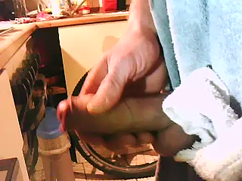 Snapshot of 0815lukas2024 chatting on 01/09/25, 12:03 0815lukas2024 online show from 01/09/25, 12:03