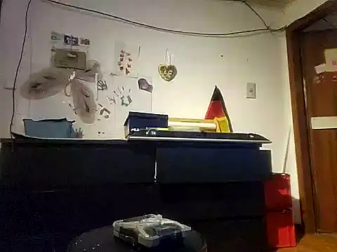 Snapshot of 0815lukas2024 chatting on 01/28/25, 10:34 0815lukas2024 online show from 01/28/25, 10:34