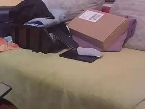 Snapshot of 0815lukas2024 chatting on 02/10/25, 02:19 0815lukas2024 online show from 02/10/25, 02:19