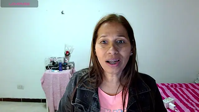 CaroMasha online show from 06/22/26, 07:33