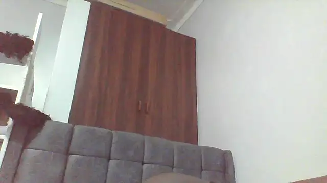 Snapshot of julietunderwoood chatting on 04/26/26, 04:21 julietunderwoood online show from 04/26/26, 04:21