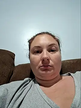 MilfyMrsRobinson online show from 09/19/25, 01:23