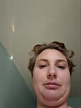 MilfyMrsRobinson online show from 03/15/26, 01:50