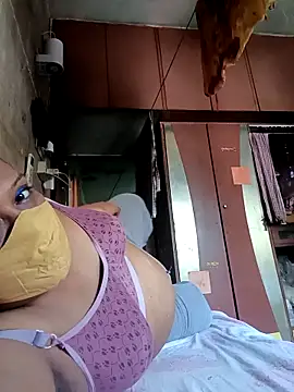 Snapshot of Love_Jenny chatting on 11/03/25, 06:03 Love Jenny online show from 11/03/25, 06:03