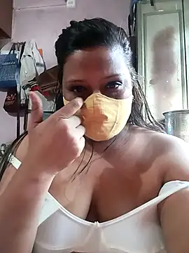 Snapshot of Love_Jenny chatting on 11/14/25, 04:44 Love Jenny online show from 11/14/25, 04:44