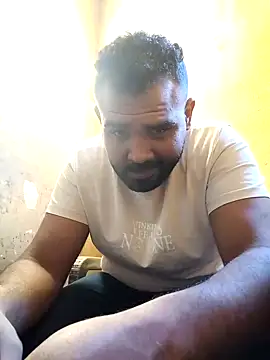 Snapshot of ListedLoin chatting on 01/11/25, 01:53 ListedLoin online show from 01/11/25, 01:53