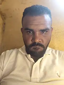 Snapshot of ListedLoin chatting on 10/02/25, 10:00 ListedLoin online show from 10/02/25, 10:00