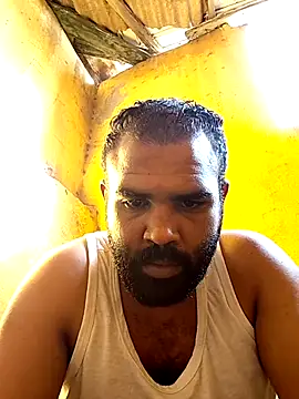 Snapshot of ListedLoin chatting on 11/12/25, 12:38 ListedLoin online show from 11/12/25, 12:38