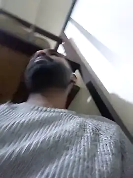 Snapshot of ListedLoin chatting on 11/23/25, 04:51 ListedLoin online show from 11/23/25, 04:51