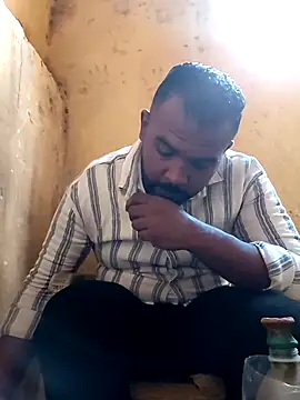 Snapshot of ListedLoin chatting on 12/01/25, 05:23 ListedLoin online show from 12/01/25, 05:23