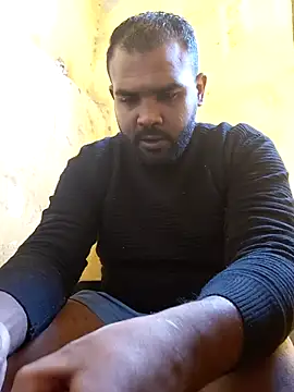 Snapshot of ListedLoin chatting on 12/15/25, 07:34 ListedLoin online show from 12/15/25, 07:34