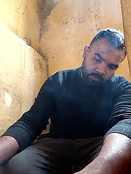 Snapshot of ListedLoin chatting on 01/19/26, 08:18 ListedLoin online show from 01/19/26, 08:18