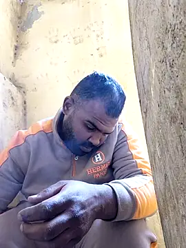 Snapshot of ListedLoin chatting on 02/18/26, 07:59 ListedLoin online show from 02/18/26, 07:59