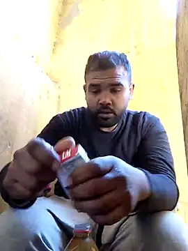 Snapshot of ListedLoin chatting on 02/25/26, 07:18 ListedLoin online show from 02/25/26, 07:18