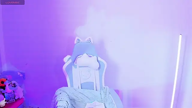 Ahri Elderwood online show from 04/17/26, 03:09