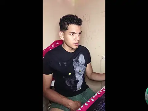 Snapshot of VERGOSAN18CM chatting on 01/02/25, 05:57 VERGOSAN18CM online show from 01/02/25, 05:57