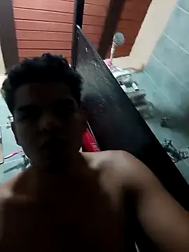 Snapshot of VERGOSAN18CM chatting on 03/11/25, 05:27 VERGOSAN18CM online show from 03/11/25, 05:27