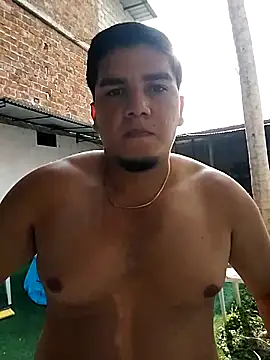 Snapshot of Andresitobaby chatting on 12/19/25, 09:33 Andresitobaby online show from 12/19/25, 09:33