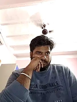 Snapshot of Manboobs178 chatting on 03/11/25, 07:37 Manboobs178 online show from 03/11/25, 07:37