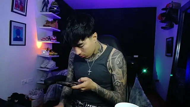 jung dragon online show from 10/28/25, 07:56