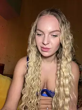 ChiaraVixen online show from 12/07/24, 12:13