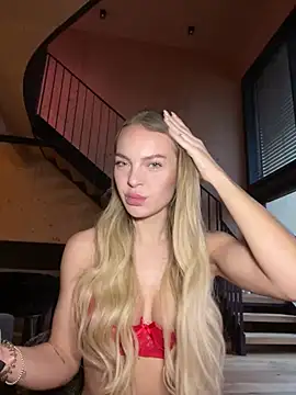 ChiaraVixen online show from 01/03/25, 07:06