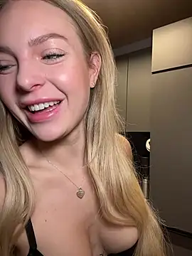 ChiaraVixen online show from 02/04/25, 06:25