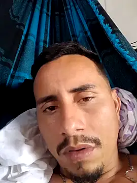 luissilva0071 online show from 03/07/25, 04:55