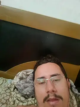 luissilva0071 online show from 09/10/25, 11:43