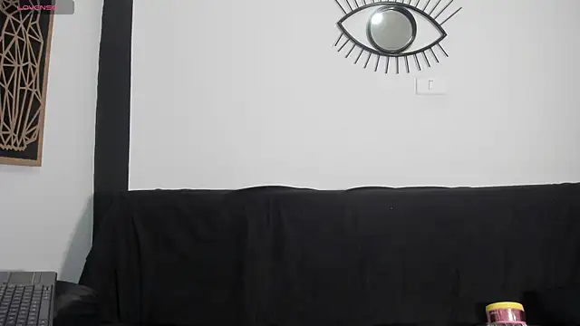 Snapshot of EmilyGomezLS chatting on 07/02/26, 11:27 EmilyGomezLS online show from 07/02/26, 11:27
