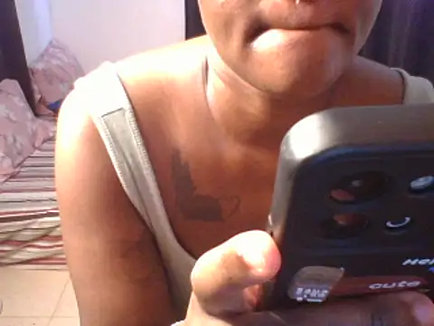 Snapshot of Miss_bambi chatting on 03/12/25, 06:29 Miss bambi online show from 03/12/25, 06:29