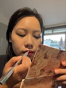 Eliza-E online show from 07/25/26, 10:40