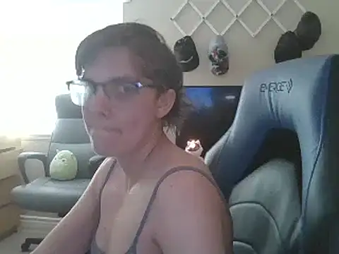 Snapshot of KaliSnow199623 chatting on 01/30/25, 10:41 KaliSnow199623 online show from 01/30/25, 10:41