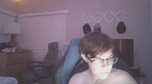 Snapshot of KaliSnow199623 chatting on 02/01/25, 05:39 KaliSnow199623 online show from 02/01/25, 05:39