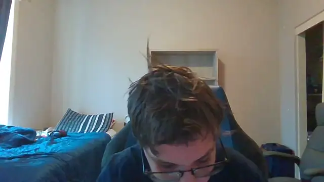 Snapshot of KaliSnow199623 chatting on 09/10/25, 12:32 KaliSnow199623 online show from 09/10/25, 12:32