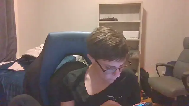 Snapshot of KaliSnow199623 chatting on 09/12/25, 05:40 KaliSnow199623 online show from 09/12/25, 05:40