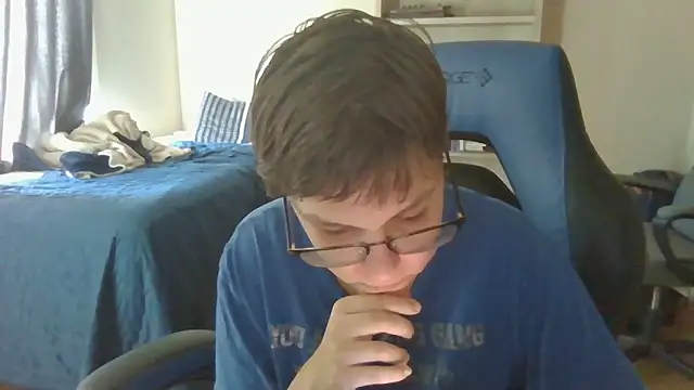 Snapshot of KaliSnow199623 chatting on 09/13/25, 11:48 KaliSnow199623 online show from 09/13/25, 11:48